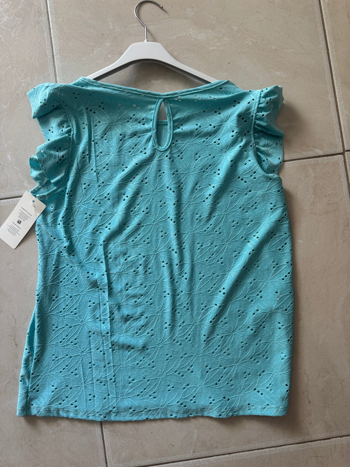 T-shirt forata